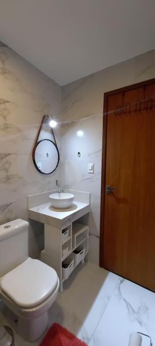 Сasa de vacaciones Casa Completa-espaço Pet-wifi-tv Ilimitada-03 Carros-até10 Pessoas *